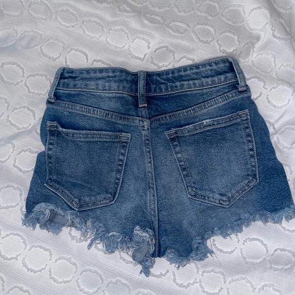 Dark blue jean shorts - Picture 2 of 2